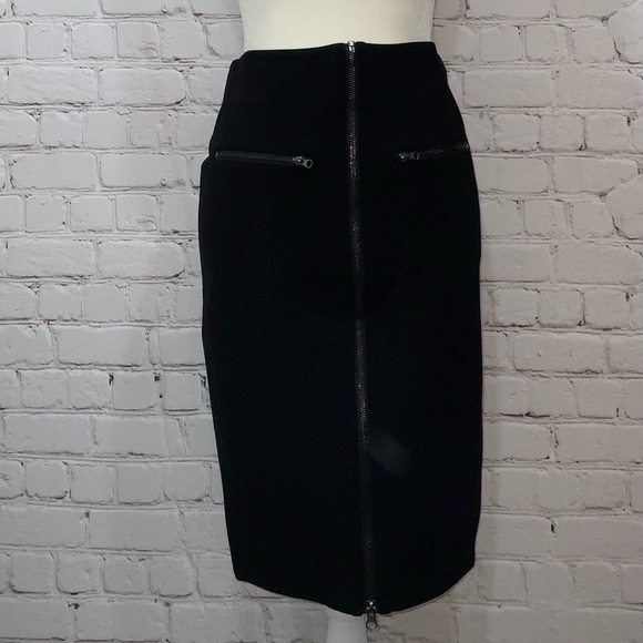 Romeo and Juliet Black Day to Night Pencil Skirt with Working Front Zipper - Picture 2 of 3